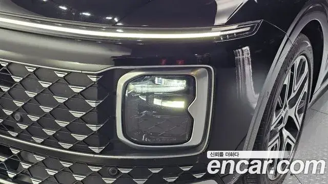 Hyundai Grandeur Hybrid 2023 — ფოტო 16/35