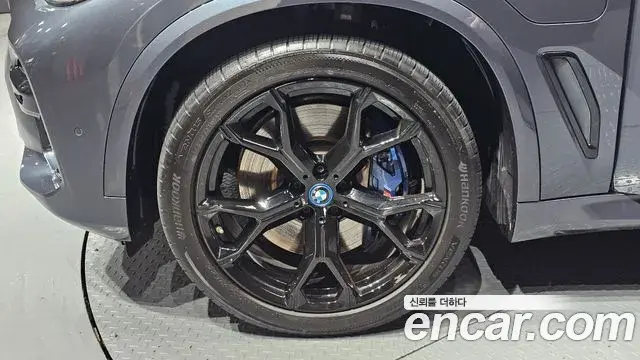 BMW X5 2022 — Фото 5/20