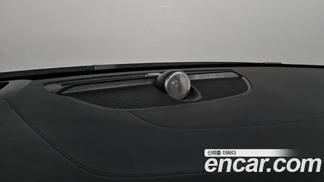 Volvo V60 Cross Country 2019 — ფოტო 36/36