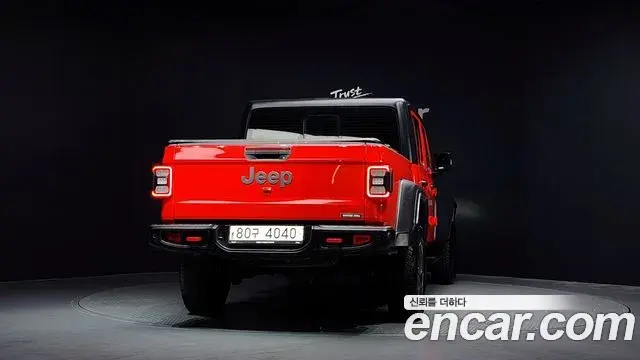 Jeep Gladiator 2021 — Фото 4/20