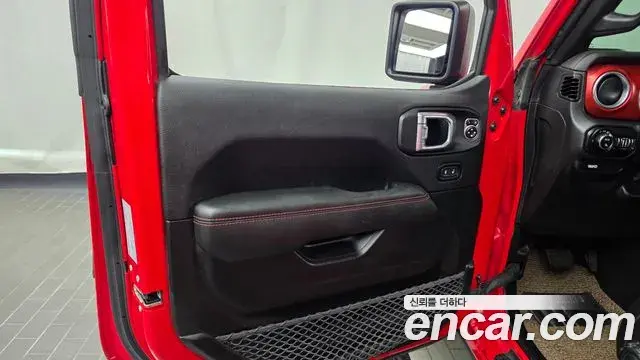 Jeep Gladiator 2021 — Photo 16/29
