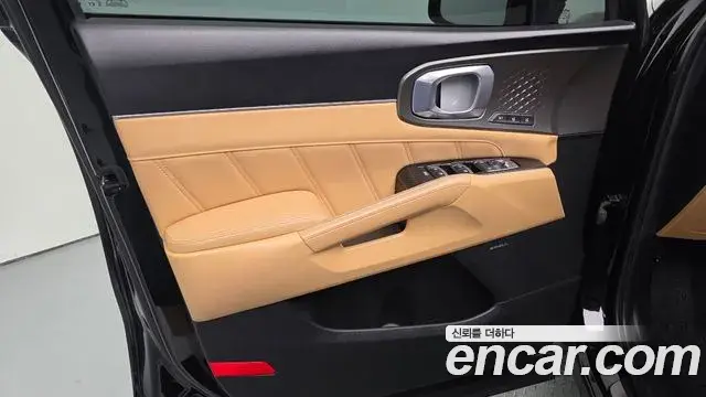 Kia Sorento 2022 — ფოტო 36/36