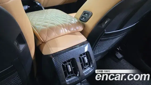 Kia Sorento 2022 — ფოტო 20/36