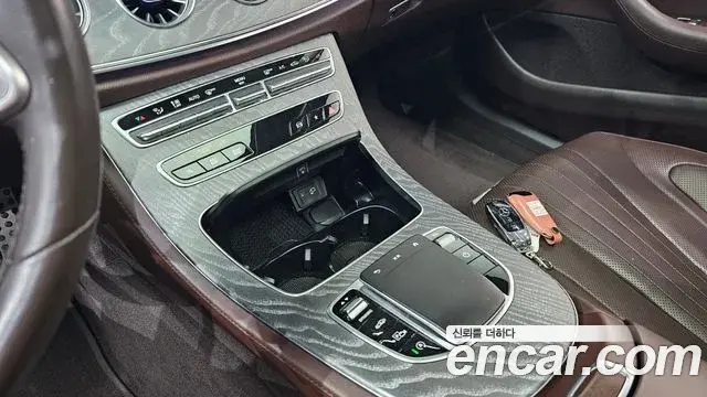 Mercedes-Benz CLS-Class 2021 — Şəkil 23/34