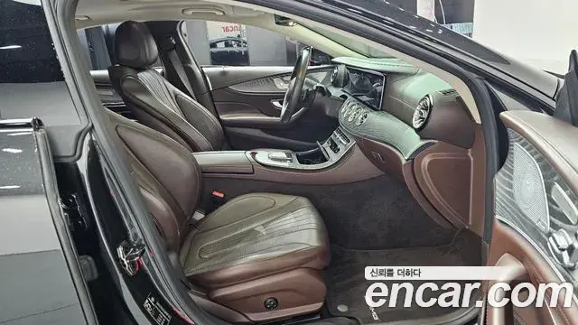 Mercedes-Benz CLS-Class 2021 — Şəkil 26/34