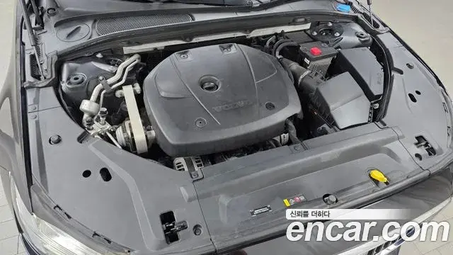 Volvo S90 2019 — ფოტო 22/34