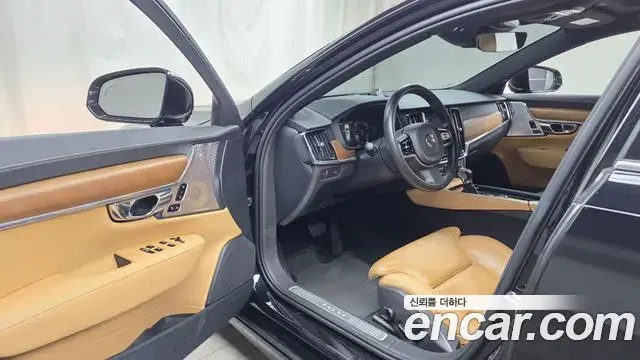 Volvo S90 2019 — ფოტო 15/34