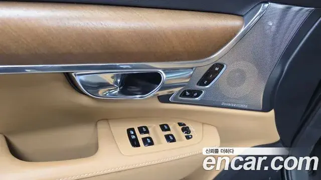 Volvo S90 2019 — ფოტო 8/34