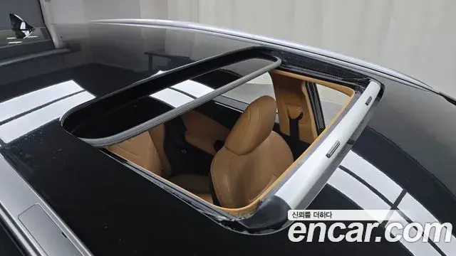 Lexus NX350h 2023 — Photo 9/31