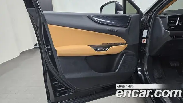 Lexus NX350h 2023 — Photo 29/31