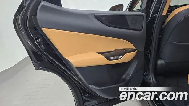 Lexus NX350h 2023 — Photo 1/31