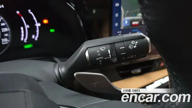 Lexus NX350h 2023 — Photo 3/31