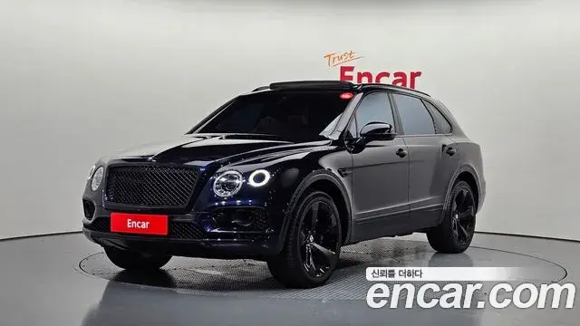 Bentley Bentayga 2018 — Photo 8/20