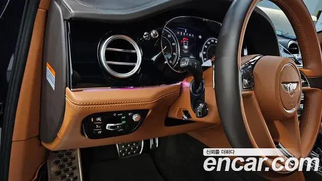 Bentley Bentayga 2018 — Photo 4/20