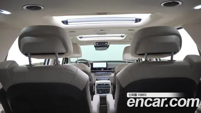 Kia Carnival 2026 — ფოტო 2/36