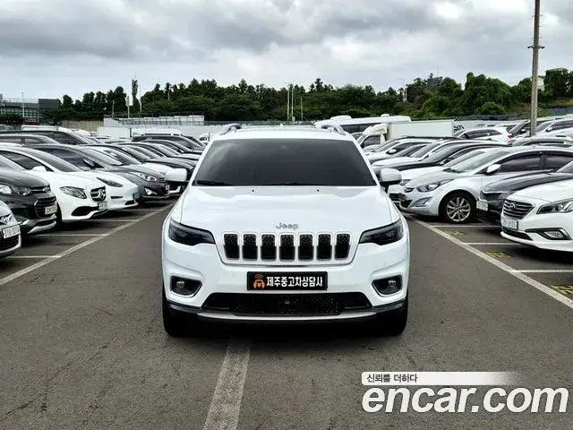 Jeep Cherokee 2020 — Photo 16/20