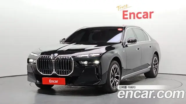 BMW 7 Series 2024 — ფოტო 1/20