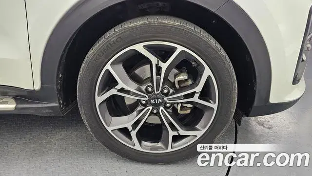 Kia Sportage The Bold 2019 — Photo 21/30