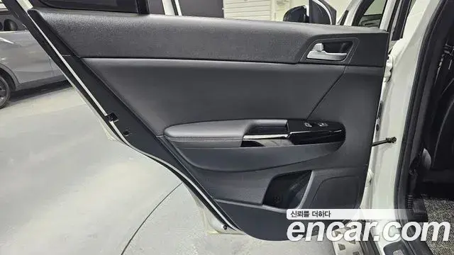 Kia Sportage The Bold 2019 — Photo 25/30