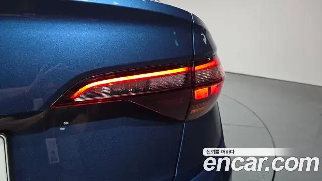 Volkswagen Jetta 2021 — Şəkil 10/33