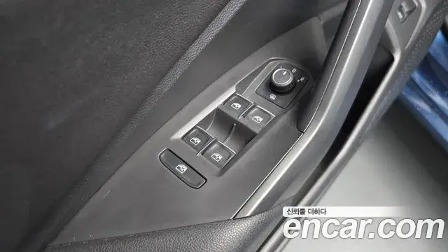 Volkswagen Jetta 2021 — Şəkil 12/33