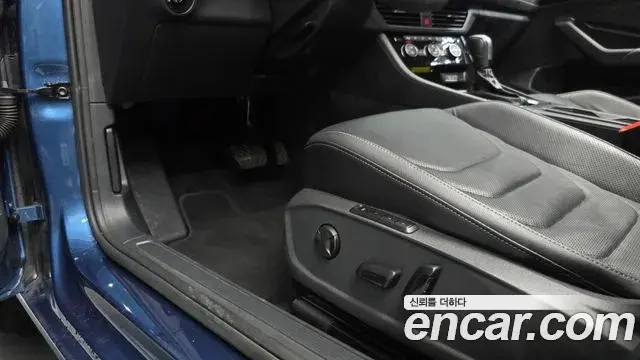Volkswagen Jetta 2021 — Şəkil 25/33