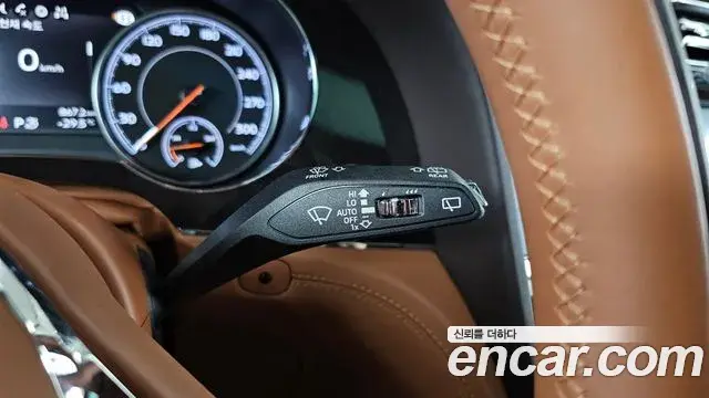 Bentley Bentayga 2019 — Şəkil 2/38
