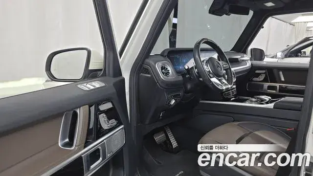 Mercedes-Benz G-Class 2021 — Фото 10/20