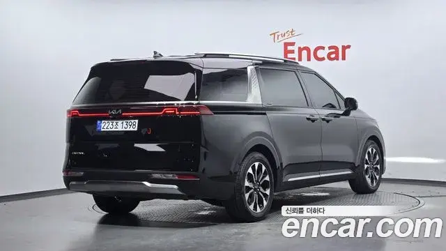 Kia Carnival 2022 — Photo 2/20
