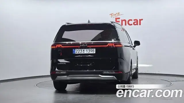 Kia Carnival 2022 — Photo 4/20