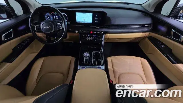 Kia Carnival 2022 — Photo 7/20
