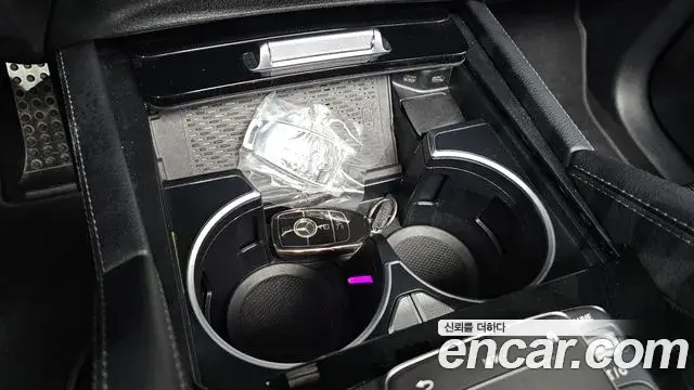 Mercedes-Benz GLE-Class 2023 — ფოტო 18/34