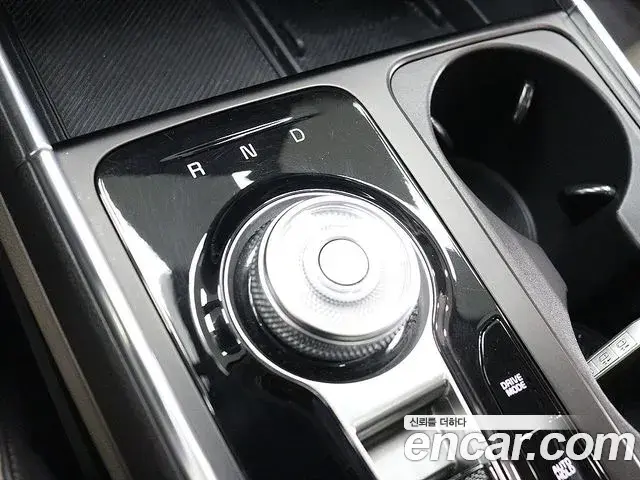 Kia Carnival 2024 — Photo 19/20