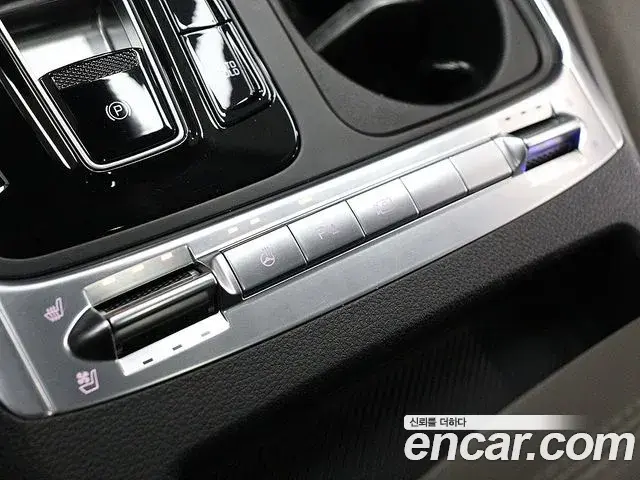 Kia Carnival 2024 — Photo 13/20