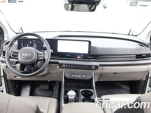 Kia Carnival 2024 — Photo 3/20