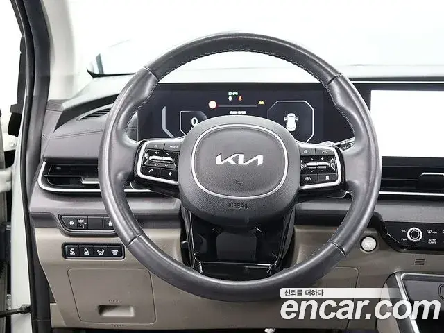 Kia Carnival 2024 — Photo 4/20