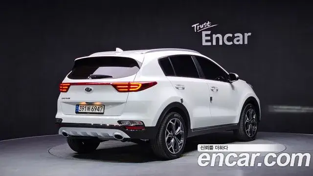 Kia Sportage The Bold 2021 — Фото 2/20