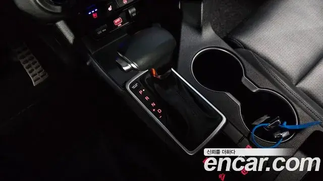 Kia Sportage The Bold 2021 — Фото 9/20