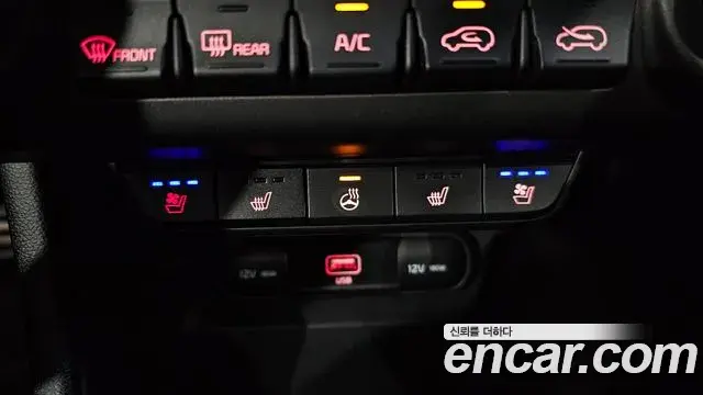 Kia Sportage The Bold 2021 — Фото 15/20