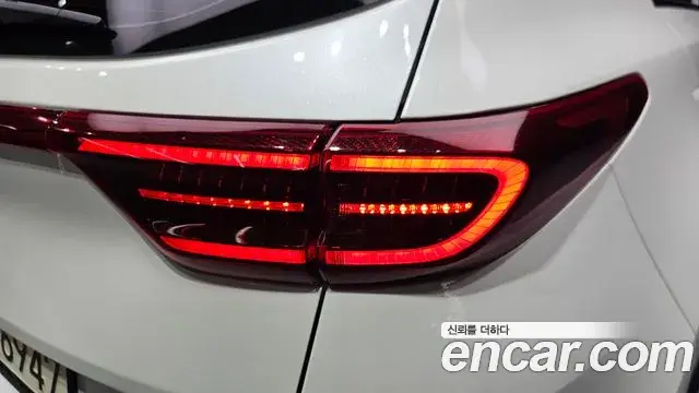 Kia Sportage The Bold 2021 — Photo 27/30