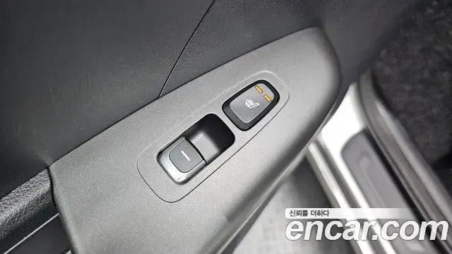 Kia Sportage The Bold 2021 — Photo 11/30