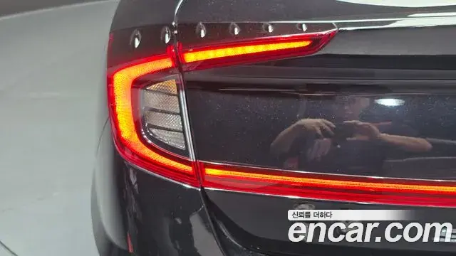 Hyundai Sonata 2022 — Фото 17/20
