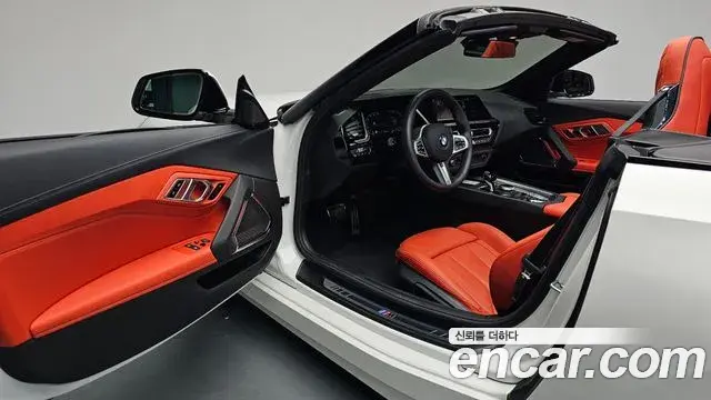 BMW Z4 2025 — Фото 9/20