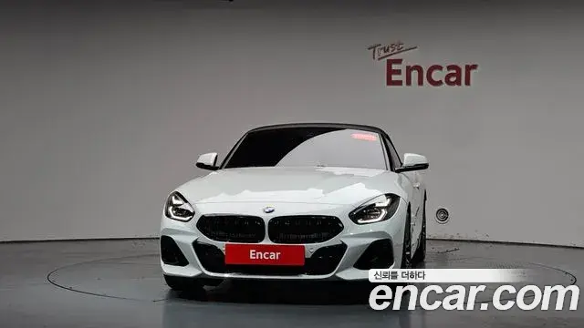 BMW Z4 2025 — Photo 12/35