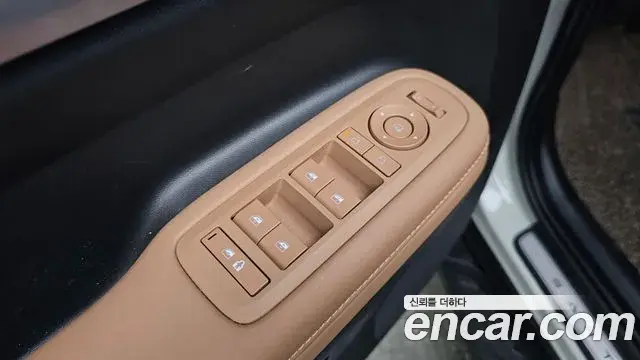 Hyundai Santa Fe 2025 — Фото 20/20