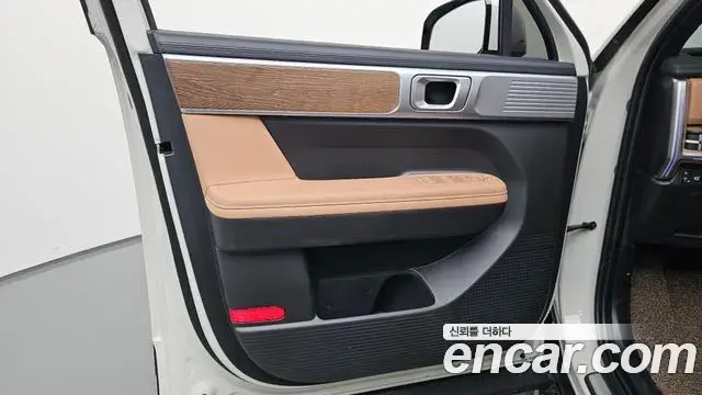Hyundai Santa Fe 2025 — Photo 16/31