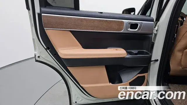 Hyundai Santa Fe 2025 — Photo 26/31