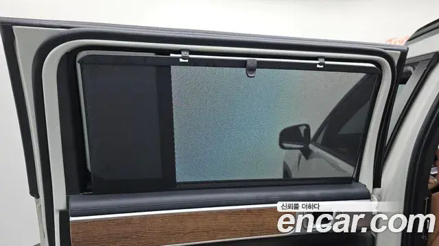 Hyundai Santa Fe 2025 — Photo 6/31
