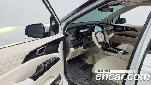 Kia Carnival 2022 — Фото 10/20