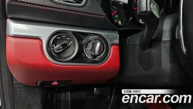 Porsche 718 Boxster 2019 — Şəkil 11/30